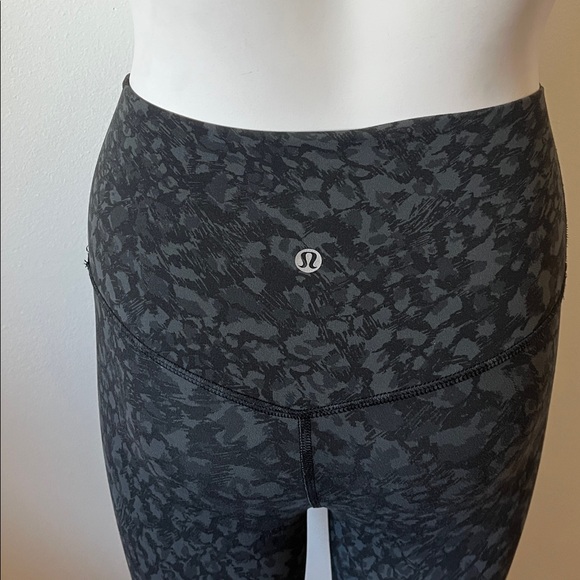 lululemon Align High-Rise Leggings - Picture 7 of 14
